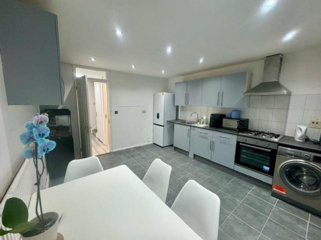 Tottenham Velvet Suites 런던 외부 사진